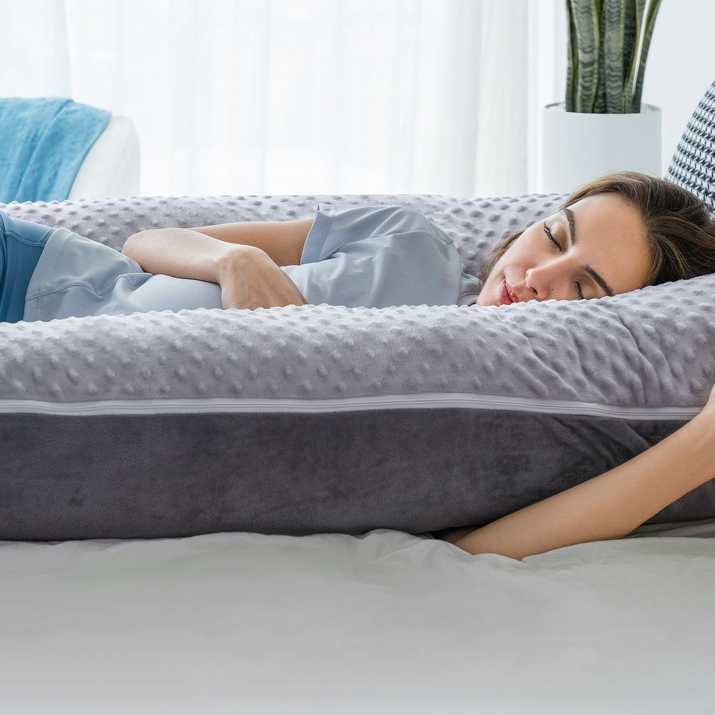55" Clasical U-shaped Pregnancy Pillow (Gray Bubble)